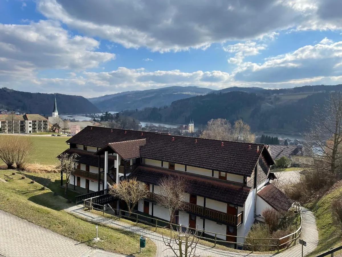 Apartment Wildbert Mit Blick Auf Die Donau, Nur Feriengaeste Willkommen, Keine Arbeiterunterkunft! Obernzell